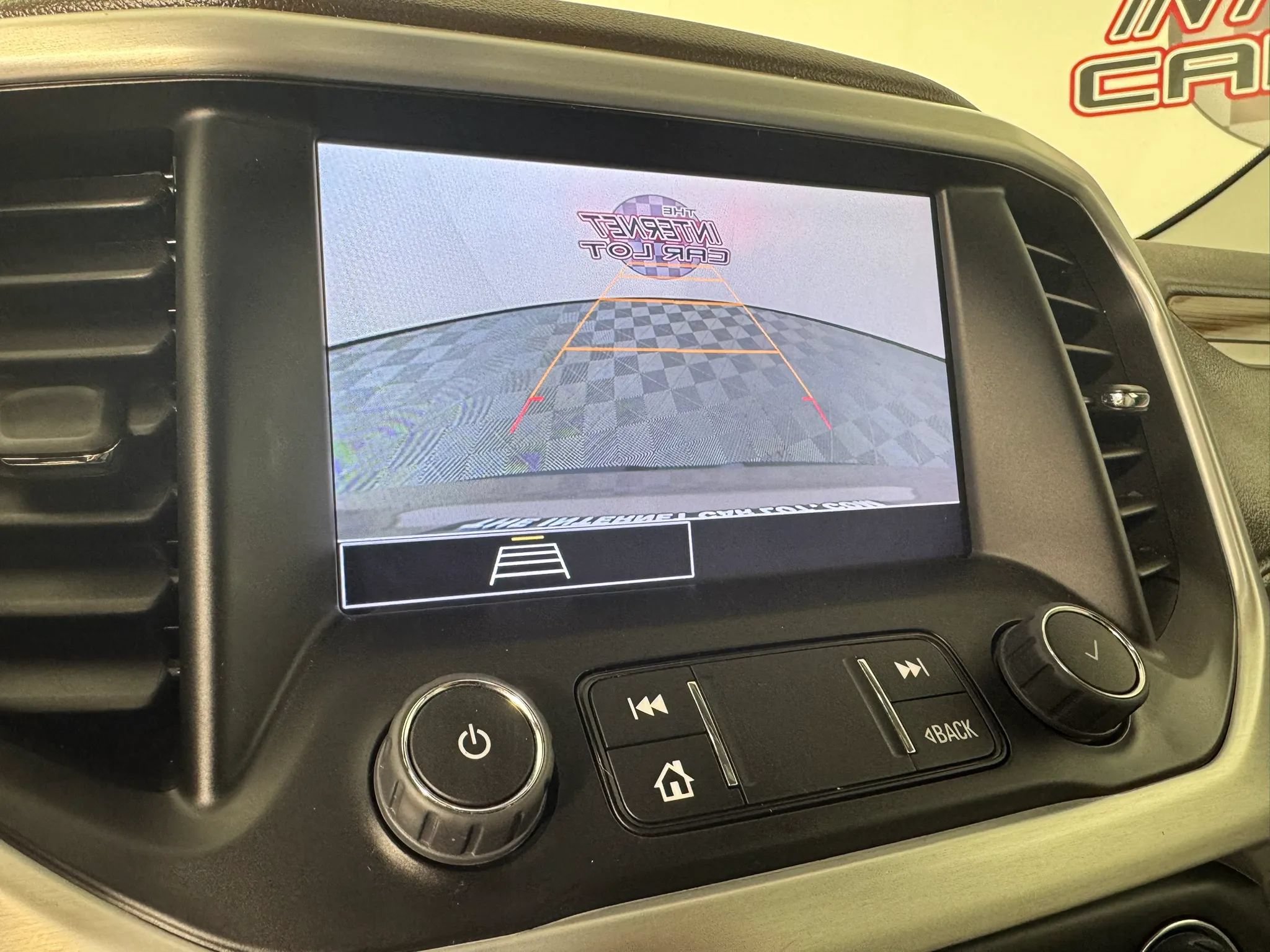 Used 2022 GMC Acadia SLE w/ Driver Convenience Package AWD/4WD image 18