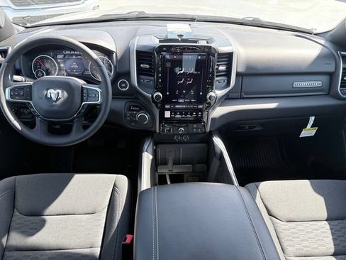 New 2026 RAM 1500 Big Horn AWD/4WD image 7