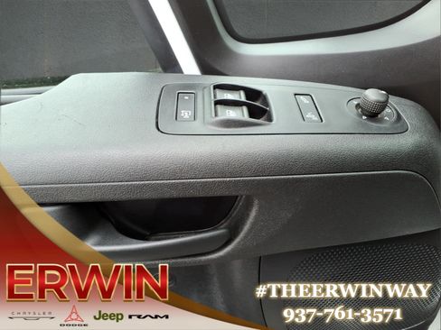 Used 2024 RAM ProMaster 2500 w/ Convenience Group FWD image 11
