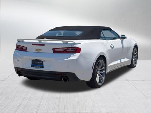 Used 2016 Chevrolet Camaro LT RWD image 5