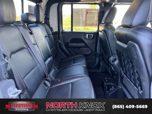 Used 2020 Jeep Gladiator Rubicon AWD/4WD image 22