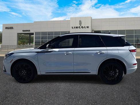 New 2026 Lincoln Corsair Premiere image 6