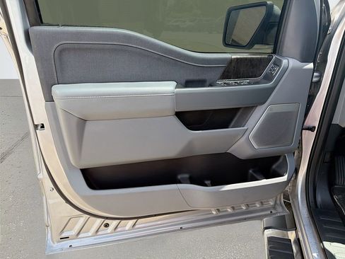 Used 2022 Ford F150 Lariat w/ Equipment Group 502A High AWD/4WD image 21