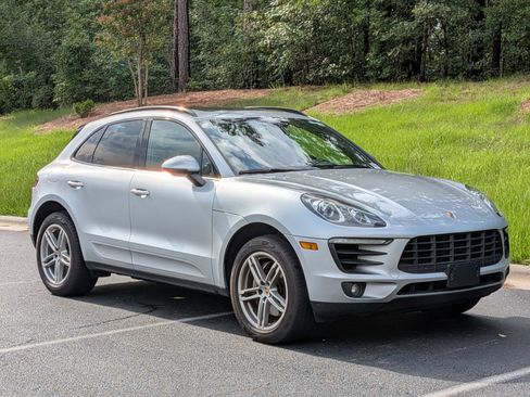 Used 2018 Porsche Macan S AWD/4WD image 26