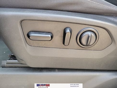 Used 2021 GMC Sierra 1500 SLE AWD/4WD image 17