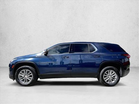 Used 2023 Chevrolet Traverse LT image 6