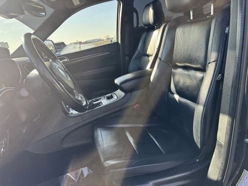 Used 2022 Jeep Grand Cherokee Limited w/ Trailer Tow Group IV image 12