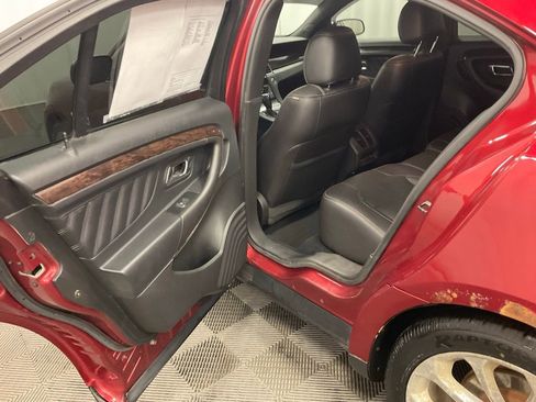 Used 2015 Ford Taurus Limited w/ Equipment Group 301A image 25