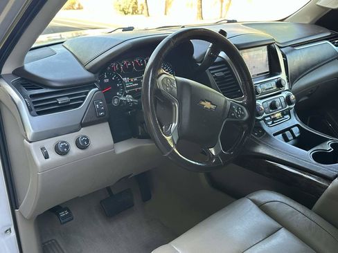 Used 2019 Chevrolet Suburban LT AWD/4WD image 13