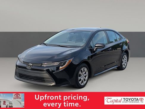 Used 2026 Toyota Corolla LE FWD image 4