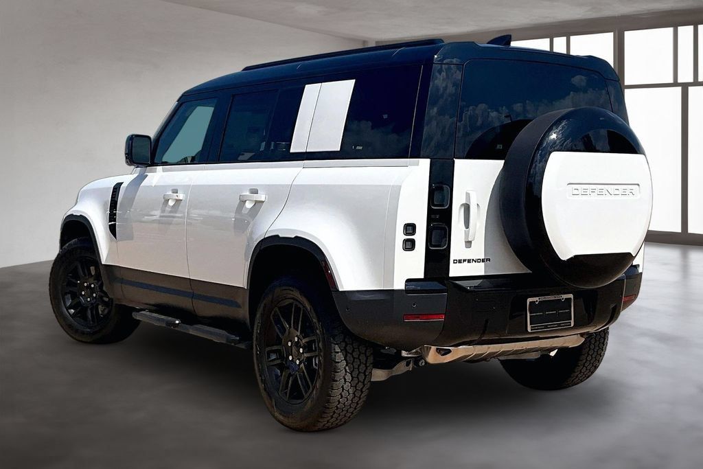 New 2026 Land Rover Defender 110 S AWD/4WD image 3