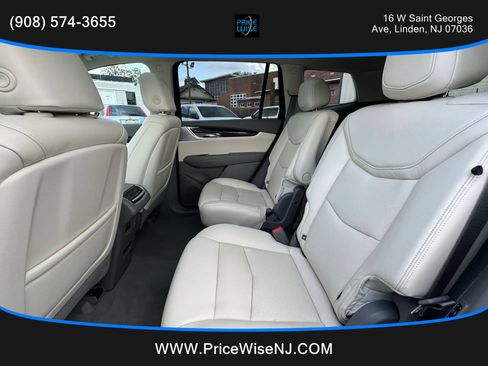 Used 2020 Cadillac XT6 Premium Luxury image 26