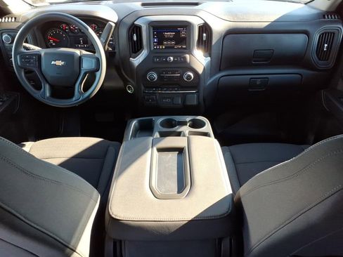 Used 2026 Chevrolet Silverado 1500 Custom image 9