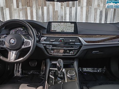 Used 2018 BMW M550i xDrive AWD/4WD image 16
