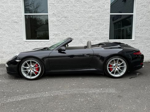 Used 2014 Porsche 911 Carrera S image 15