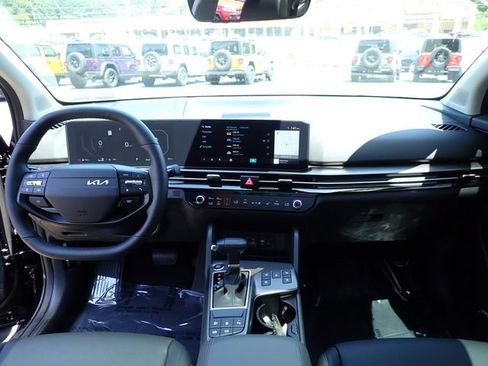 Used 2026 Kia Sportage SX AWD/4WD image 16