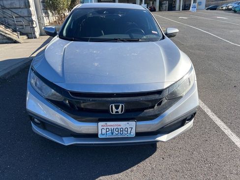 Used 2019 Honda Civic Sport image 2