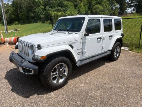 Used 2021 Jeep Wrangler Unlimited Sahara AWD/4WD image 4
