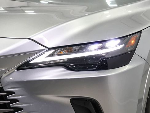 Used 2024 Lexus RX 350 Premium w/ Accessory Package (Z1) FWD image 7