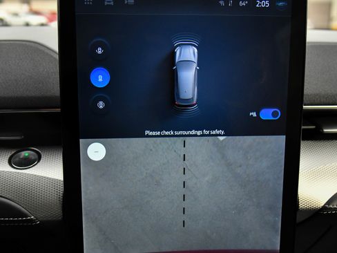 Used 2023 Ford Mustang Mach-E Select image 21