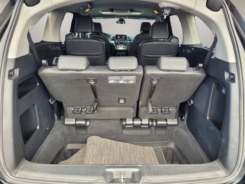 Used 2024 Honda Odyssey Touring image 11