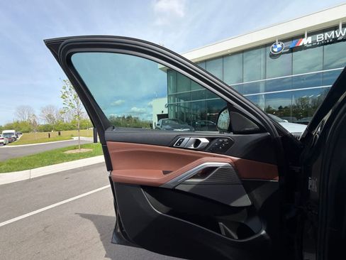 Used 2023 BMW X6 M50i w/ Executive Package AWD/4WD image 11