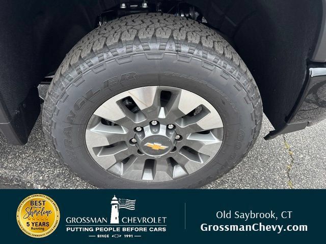 New 2026 Chevrolet Silverado 2500 Custom w/ Custom Value Package AWD/4WD image 18
