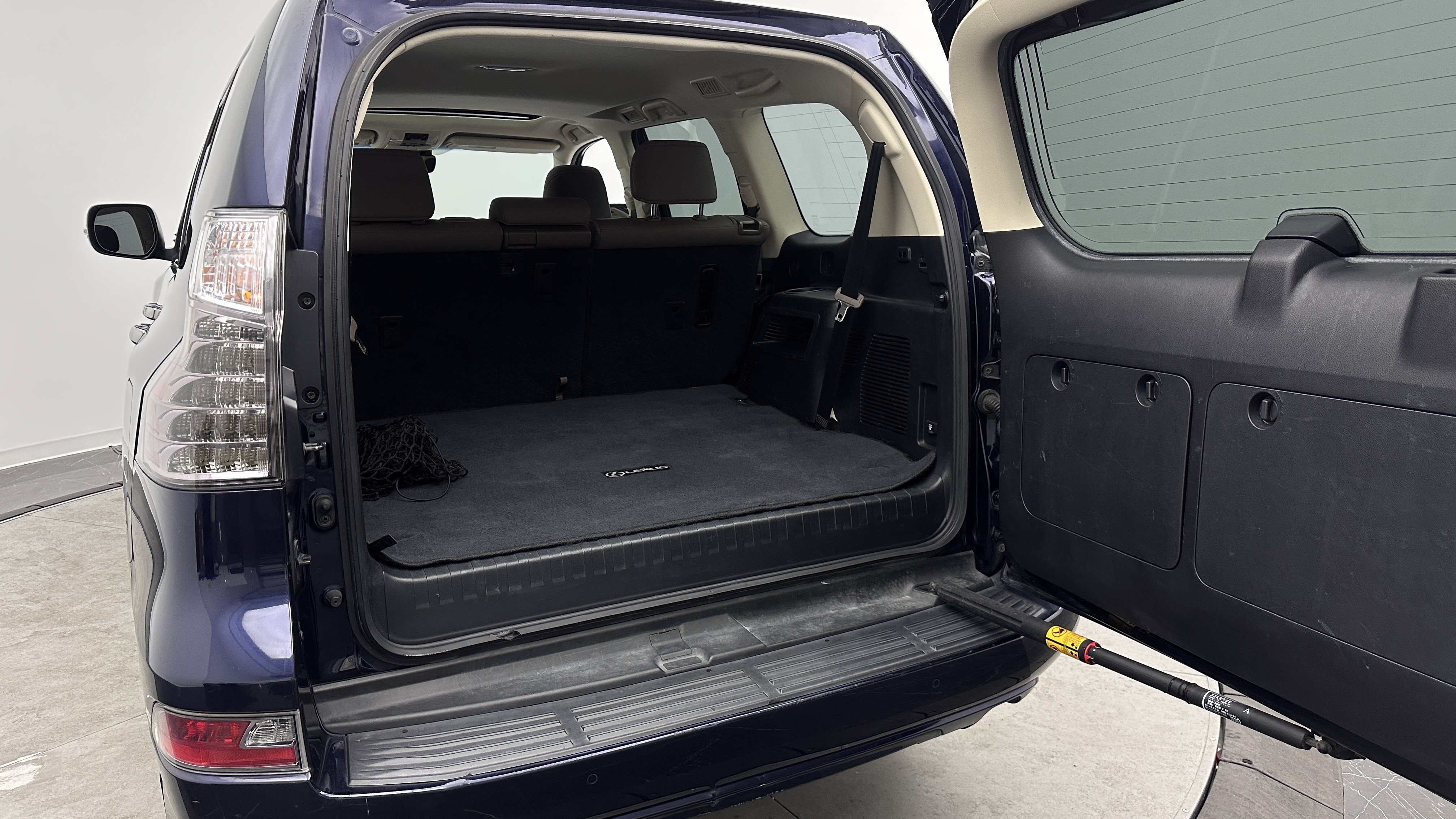 Used 2021 Lexus GX 460 Premium w/ Premium Package AWD/4WD image 33
