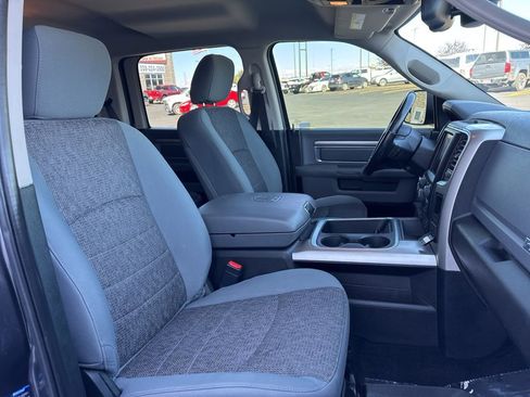 Used 2017 RAM 1500 Big Horn image 35