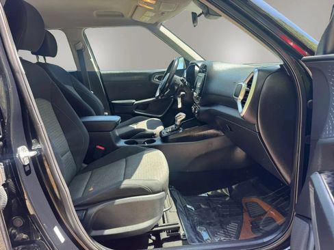 Used 2020 Kia Soul GT-Line FWD image 14