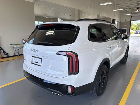Used 2024 Kia Telluride SX Prestige X-Pro AWD/4WD image 4