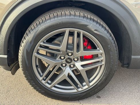 New 2026 Ford Explorer ST-Line w/ ST-Line Street Pack image 7