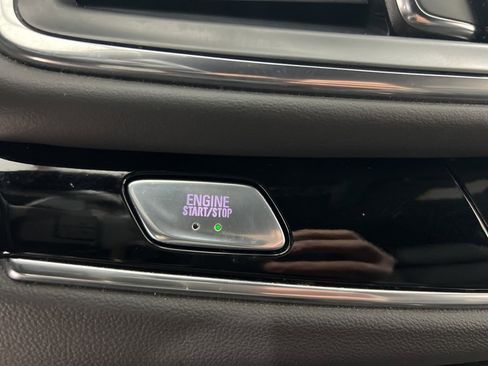 Used 2024 Buick Enclave Avenir w/ Avenir Technology Package image 13