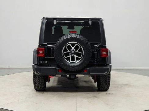 Used 2025 Jeep Wrangler Unlimited Rubicon image 6