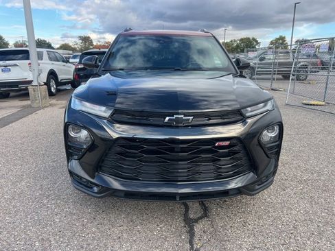 Used 2021 Chevrolet TrailBlazer RS w/ Technology Package image 2