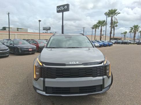New 2026 Kia Sportage EX FWD image 2
