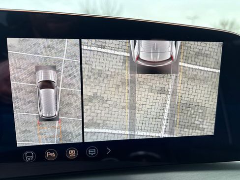 New 2026 Cadillac Vistiq Luxury image 26