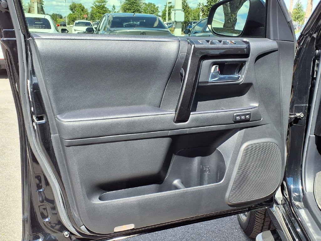 Used 2021 Toyota 4Runner Nightshade AWD/4WD image 29