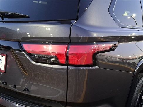 Certified 2023 Toyota Sequoia Platinum image 16