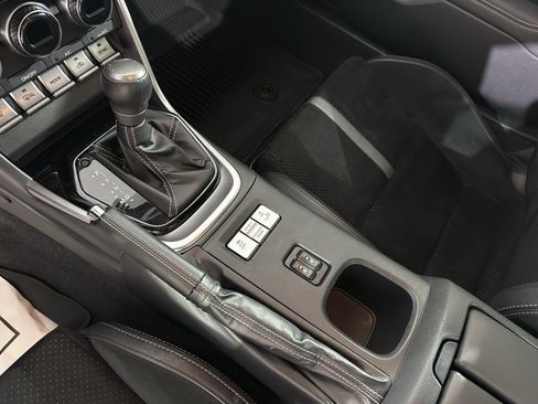 Used 2024 Toyota GR86 Premium image 16