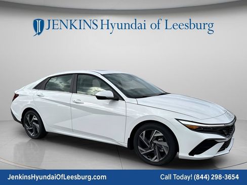 New 2026 Hyundai Elantra Limited FWD image 1