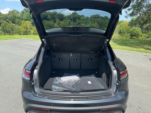 New 2025 Porsche Macan S image 17