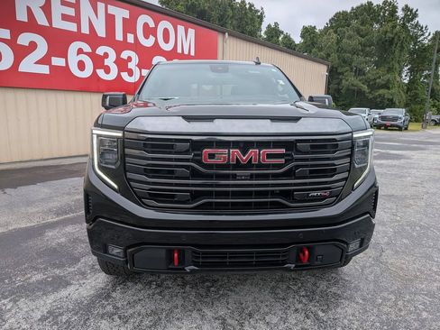 Used 2023 GMC Sierra 1500 AT4 w/ AT4 Premium Package AWD/4WD image 7