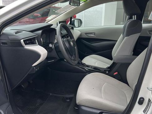 Certified 2020 Toyota Corolla LE image 13