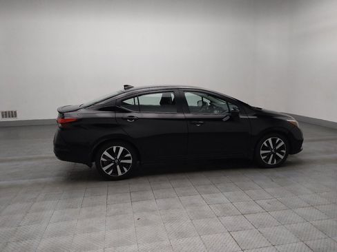 Used 2022 Nissan Versa SR image 10