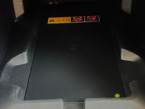 Used 2024 Toyota Corolla Cross XLE w/ Convenience Package image 43