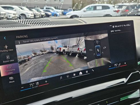 Used 2024 BMW 530i xDrive image 28