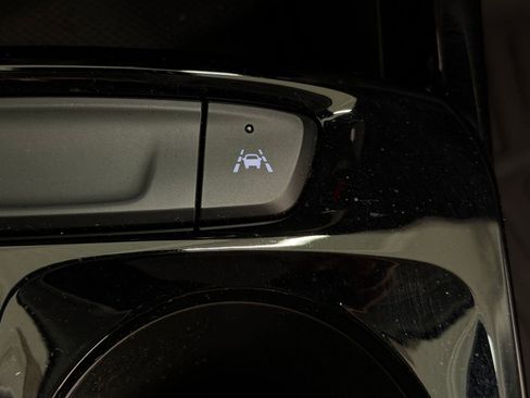 Used 2025 Chevrolet Trax ACTIV w/ Driver Confidence Package image 28