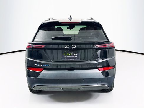 Used 2023 Chevrolet Bolt EUV LT w/ Driver Confidence Package FWD image 7