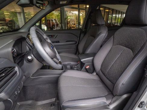 Certified 2025 Subaru Forester Premium w/ Convenience Package #1 AWD/4WD image 8